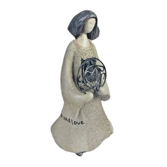 Carson Home Accents Artstone "Family" A Circle of Strength and Love 6.5" Figure - Picture 5 of 6